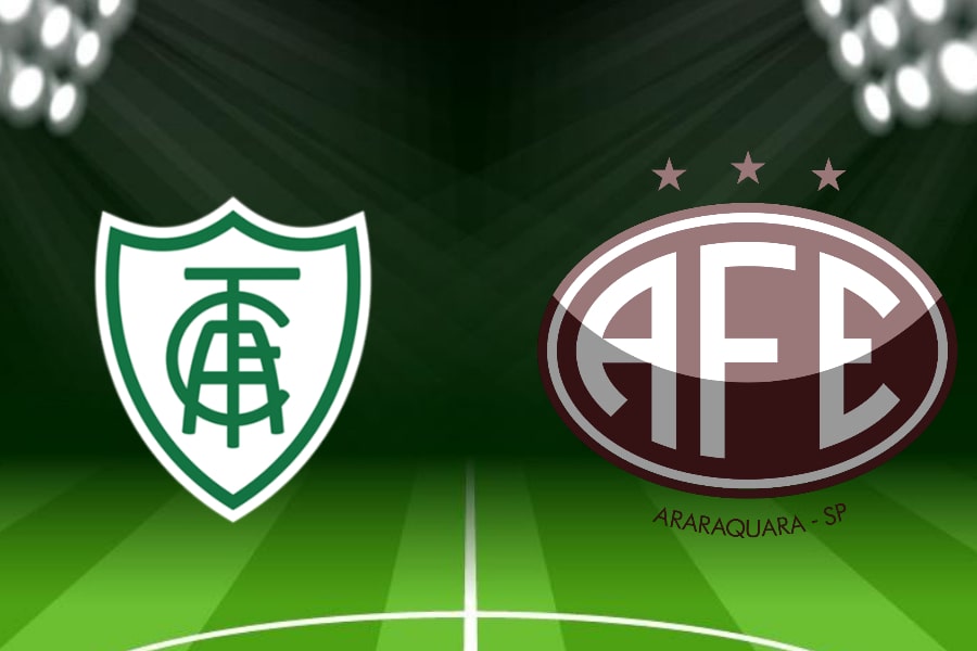 Jogadores do América-MG e da Ferroviária disputando a bola durante partida da Série B do Brasileirão 2025 no estádio