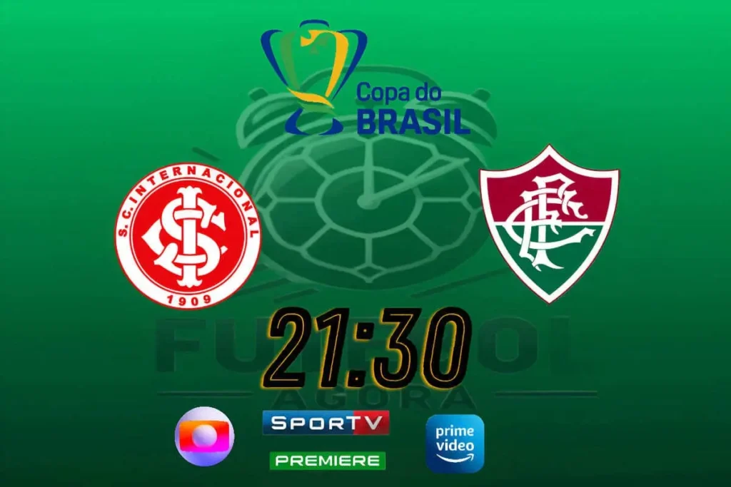 Escudo do Internacional ao lado do escudo do Fluminense com a bola no centro do campo